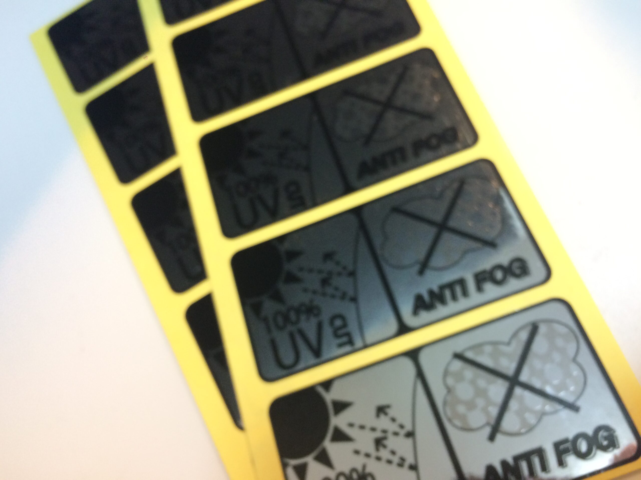 シルバーやゴールド素材